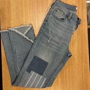 Luna Nora light wash jeans. Size 4